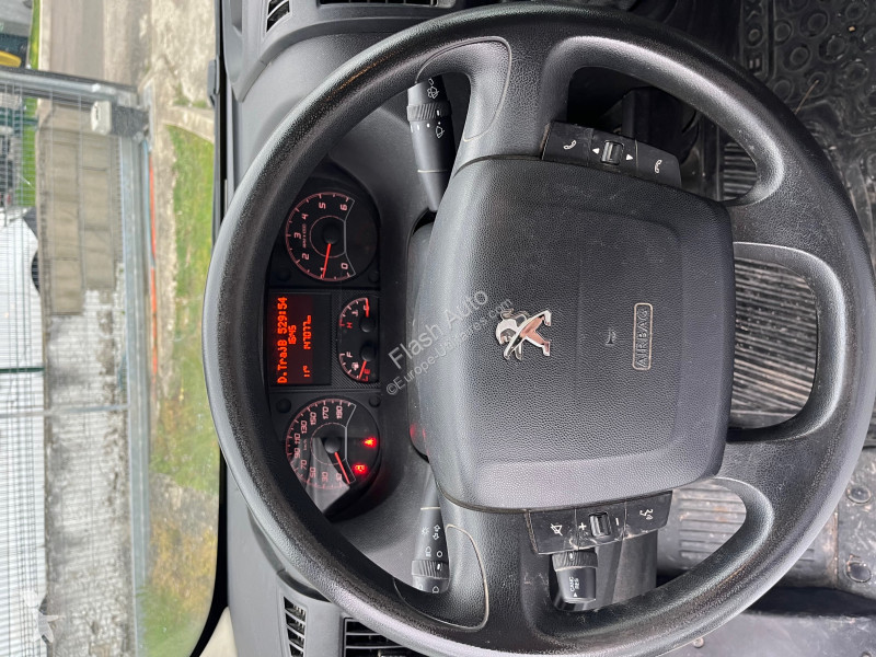 Véhicule utilitaire Peugeot BOXER  CAISSE 20M3...