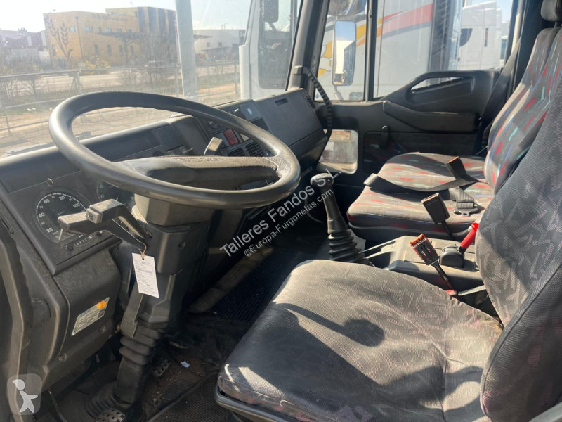 شاحنة Iveco  Eurocargo ML80E17