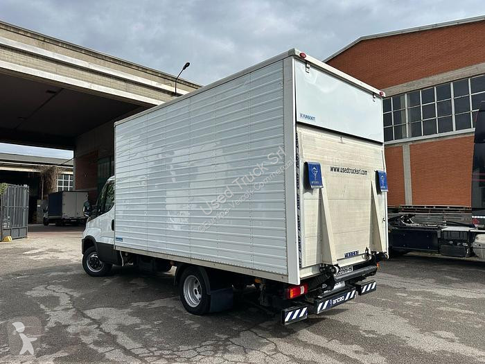 Veículo utilitário Iveco  35C14