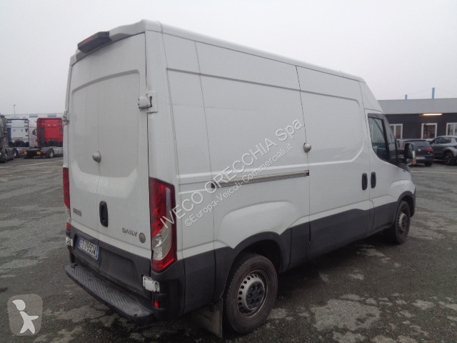 Furgoneta Iveco DAILY 35S14 3520