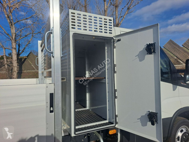 Veicolo commerciale Iveco 35C18H8 180CV 3L...