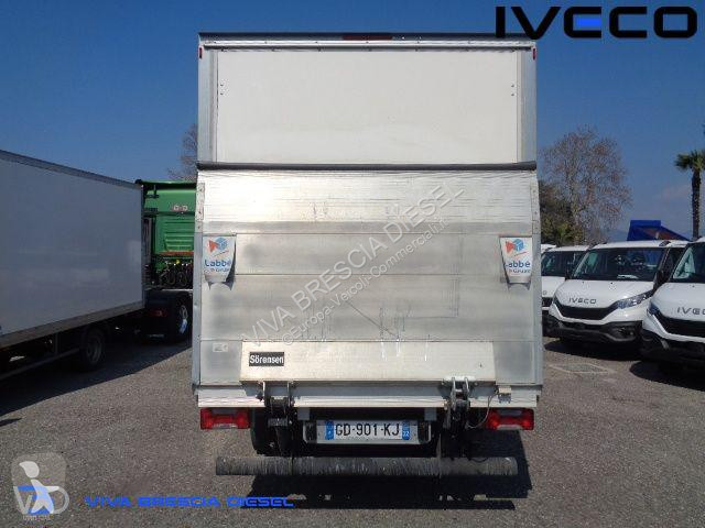 Veículo utilitário Iveco DAILY