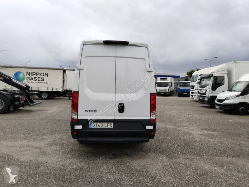 Furgoneta Iveco