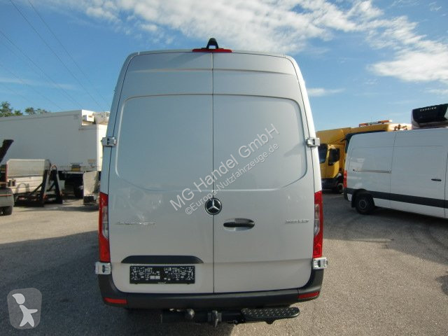 Užitkové vozidlo Mercedes Sprinter 319 CDI...