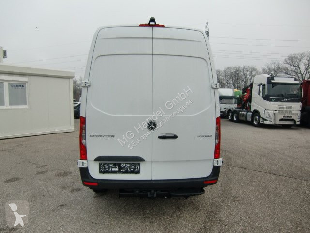 Užitkové vozidlo Mercedes Sprinter 319 CDI...