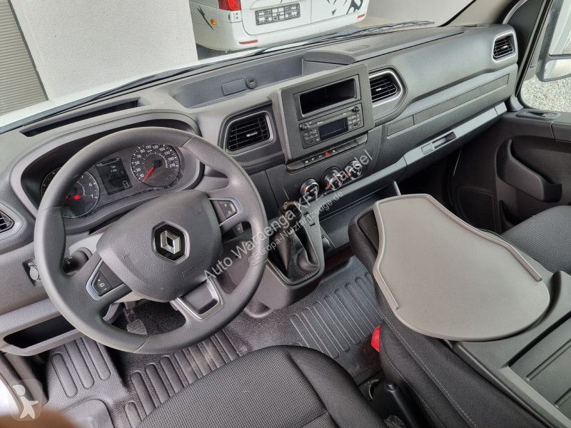 Furgoneta Renault 165 Koffer Platform Tiefrahmen