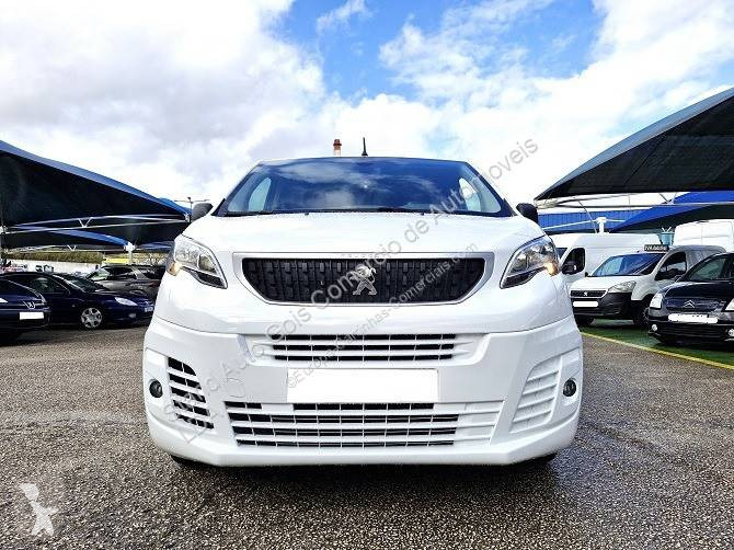 Véhicule utilitaire Peugeot