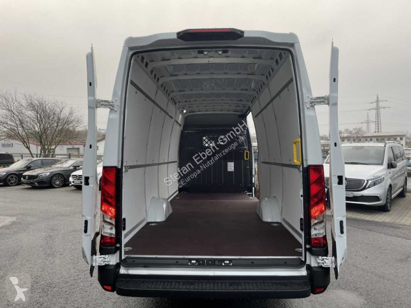 Nyttofordon Iveco 35S16V *Klima*R4.100mm*