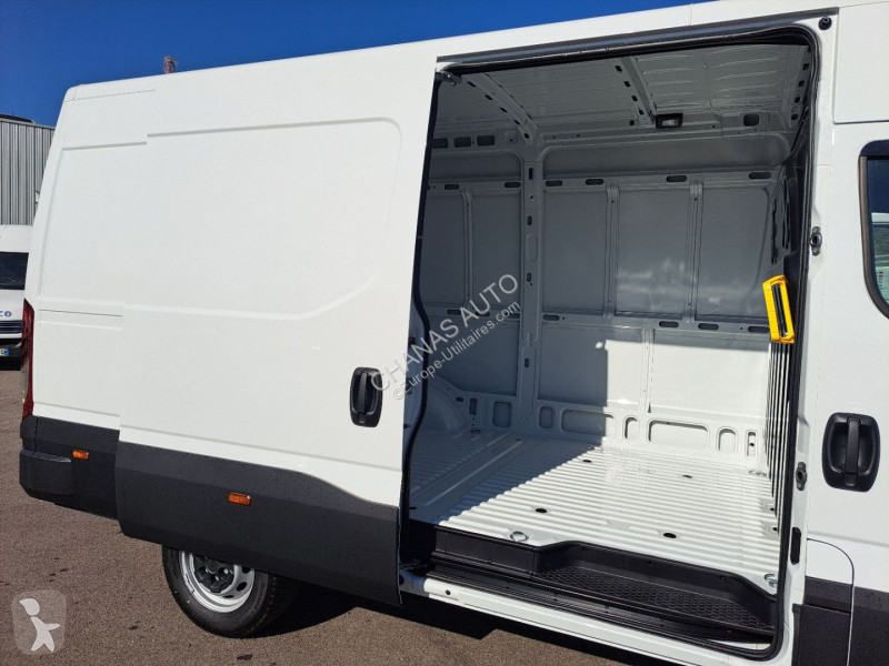 Furgoneta Iveco