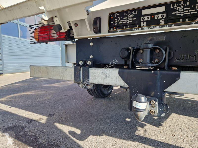 Véhicule utilitaire Renault DOUBLE CABINE BENNE