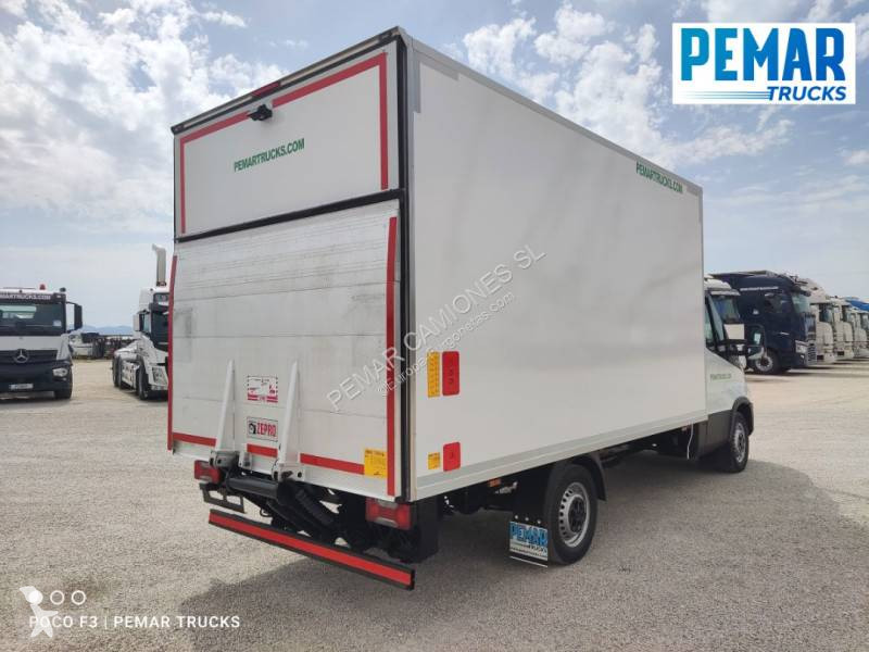 Véhicule utilitaire Iveco