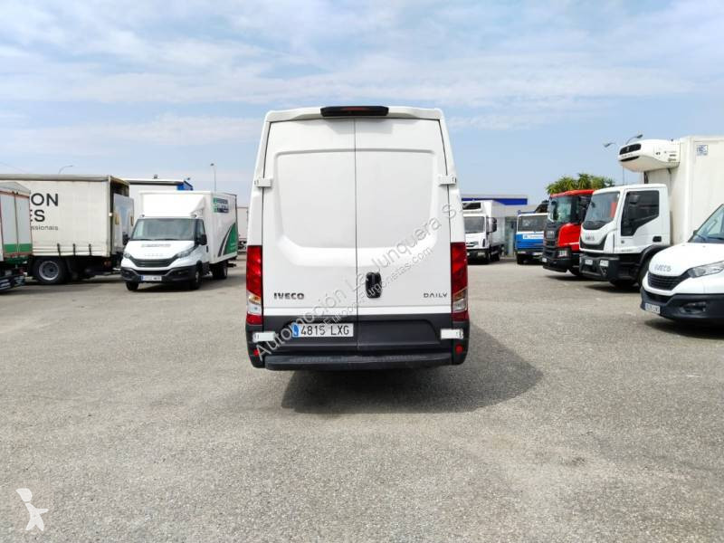 Furgoneta Iveco