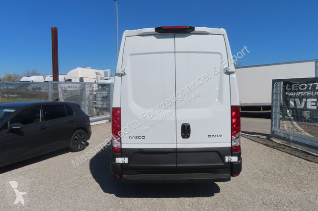 Veicolo commerciale Iveco 35S14 7 Sitzer Neu 7x...