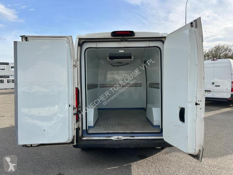 Véhicule utilitaire Citroën 35 L2H2 2.2 BlueHDi...