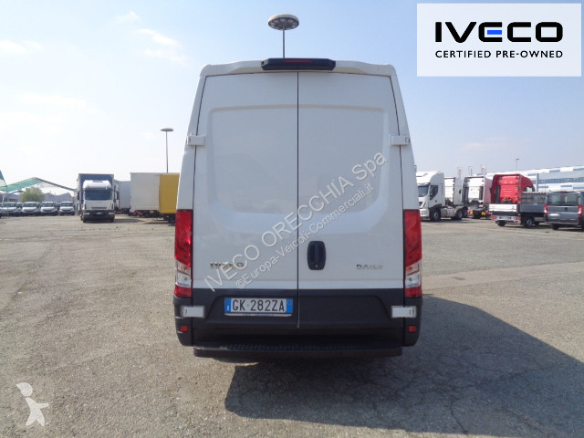 Veicolo commerciale Iveco Daily 35S14