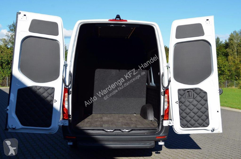 Furgoneta Mercedes  319 L3H2 9-Sitzer
