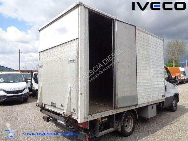 Nyttofordon Iveco DAILY