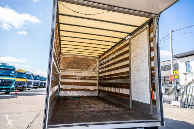 Furgoneta MAN 5.180 + d'Hollandia 750kg