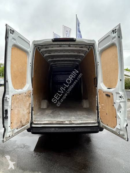 Furgoneta Iveco