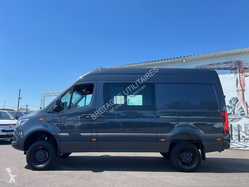 Véhicule utilitaire Mercedes SPRINTER FG 4X4...