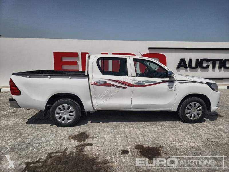 Véhicule utilitaire Toyota Hilux