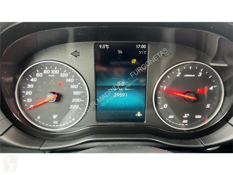 Užitkové vozidlo Mercedes 180 d