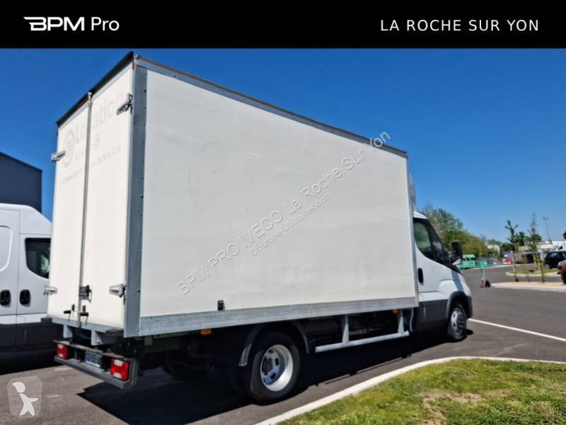 Furgoneta Iveco