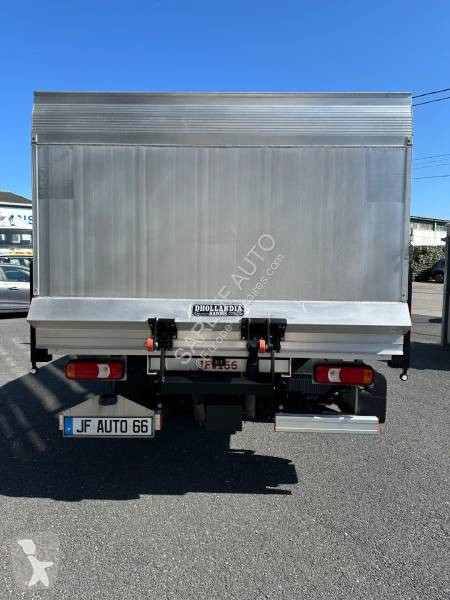 Véhicule utilitaire Iveco
