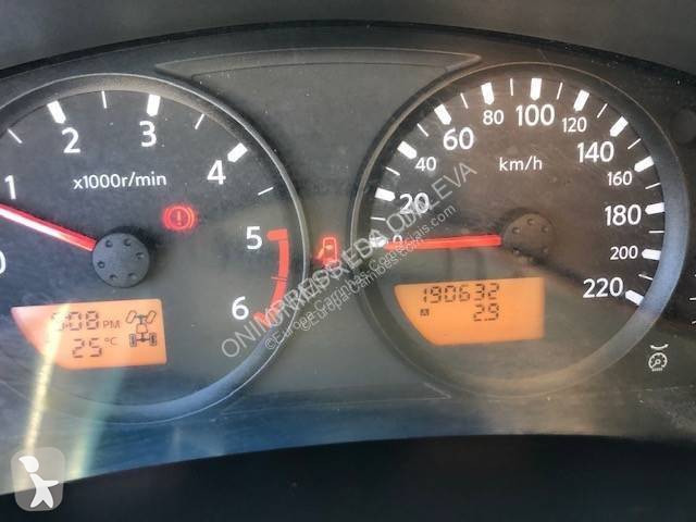 Veículo utilitário Nissan