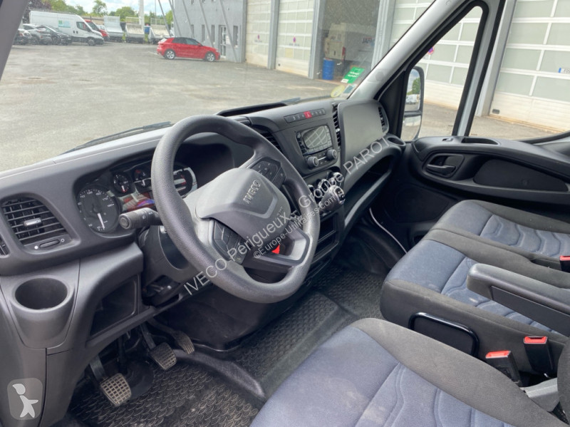 Veicolo commerciale Iveco 35C16H3.0 Empattement...