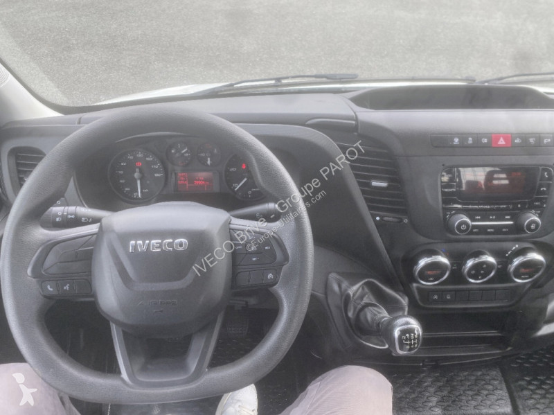 Veicolo commerciale Iveco 35C14 empattement...