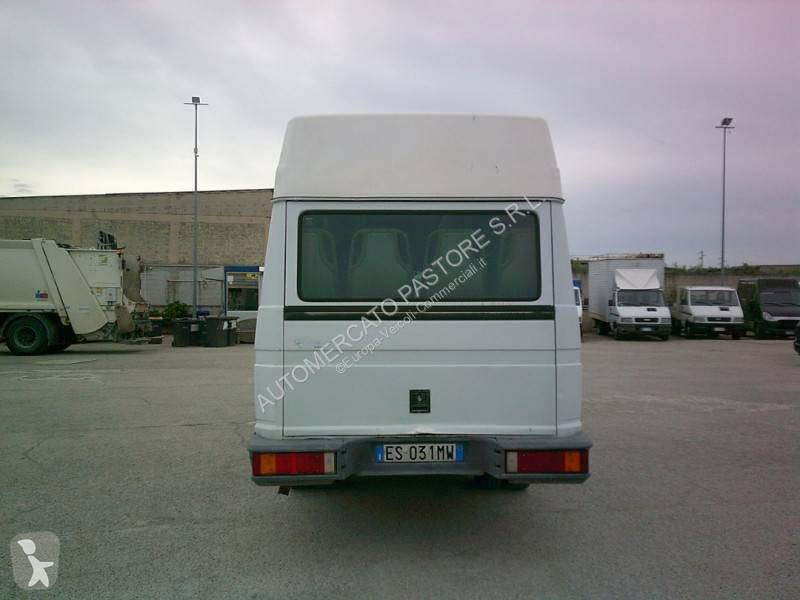 Furgoneta Iveco