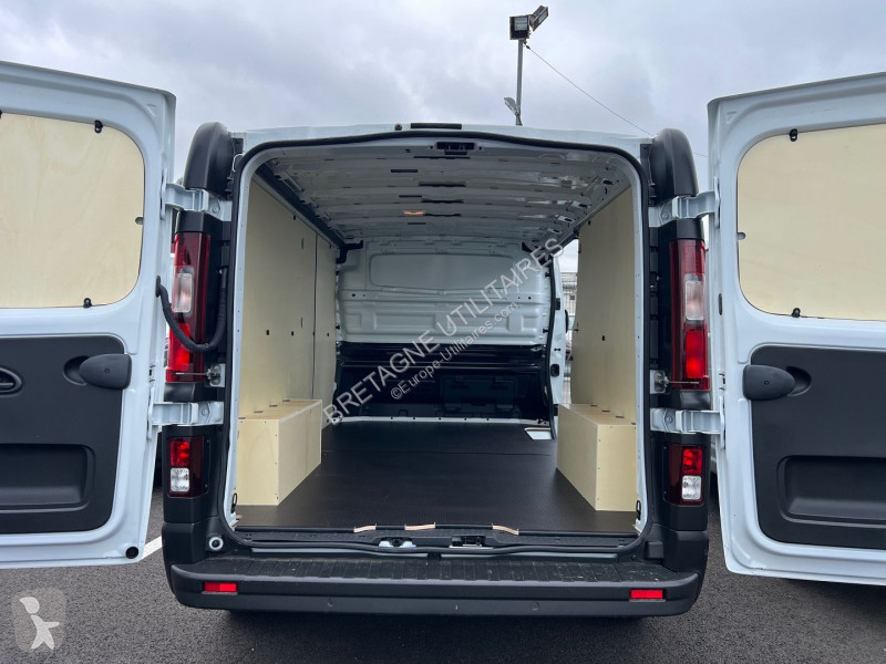 Véhicule utilitaire Nissan PRIMASTAR FG L2H1...