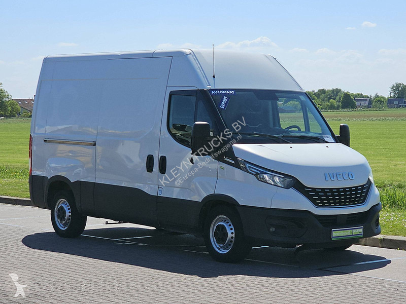 Veicolo commerciale Iveco 35S18 3.0Ltr 180Pk...