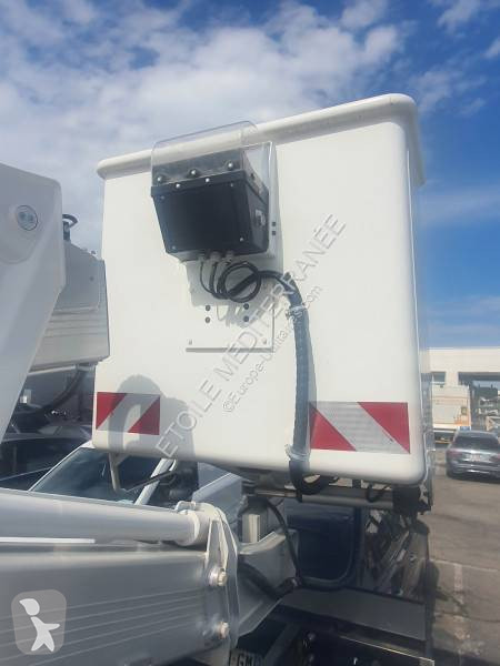 Furgoneta Fuso