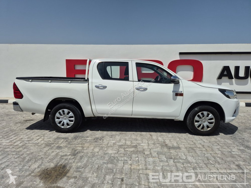 Véhicule utilitaire Toyota Hilux