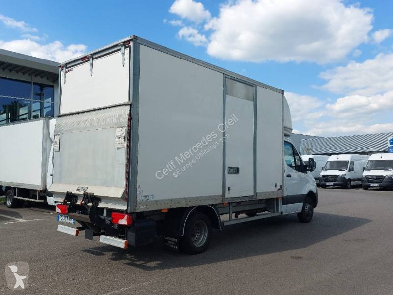 Véhicule utilitaire Mercedes