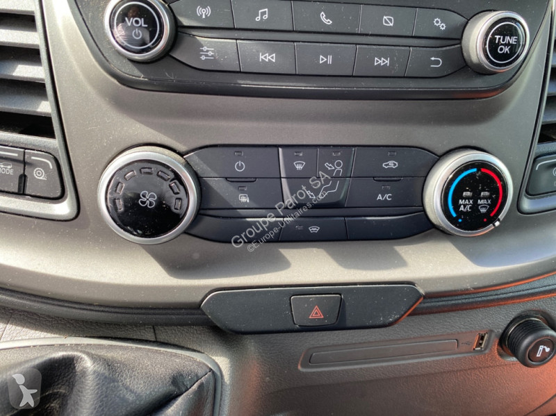 Autoutilitară Ford P350 L2H2 2.0 EcoBlue 130ch...