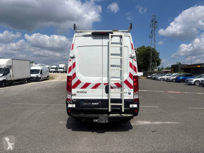 Véhicule utilitaire Iveco