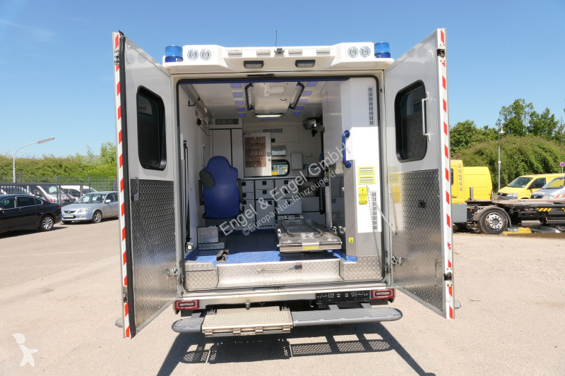 Véhicule utilitaire Mercedes Sprinter 519 CDI...