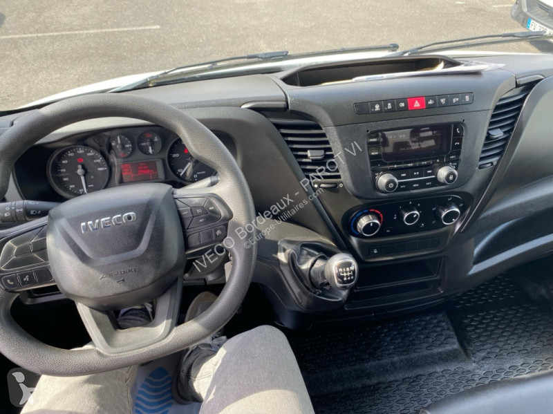 Veicolo commerciale Iveco 35C16H3.0 empattement...