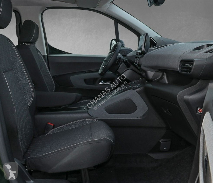 Autoutilitară Peugeot N1 1.5 BlueHDi 130 Allure...