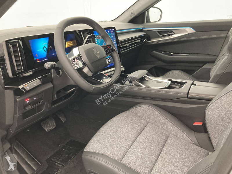 Autoutilitară Renault Austral full hybrid...