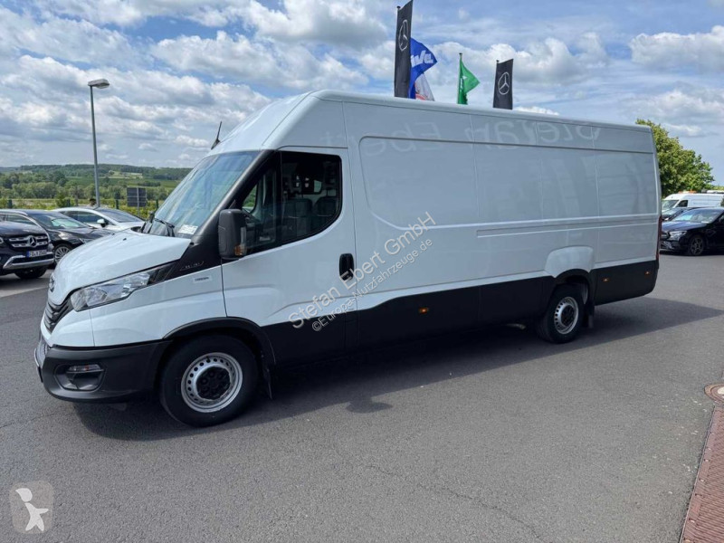 Nyttofordon Iveco 35S16 *Klima*Radstand4.100mm*