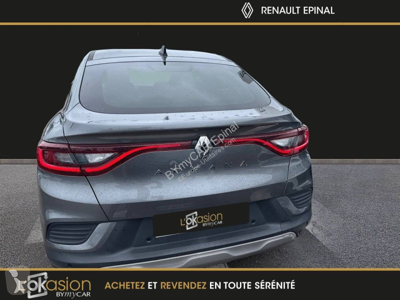 Autoutilitară Renault Arkana mild hybrid 140...