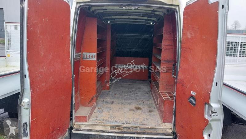Autoutilitară Iveco 35S21V