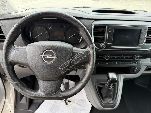 Autoutilitară Opel VIVARO 2.0 120