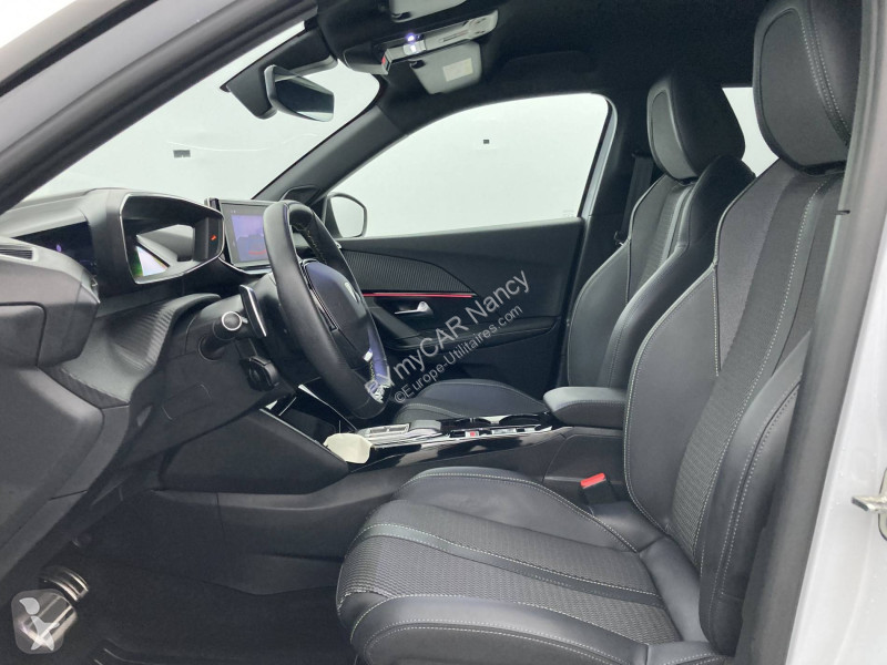 Veicolo commerciale Peugeot 2008 BlueHDi 130...