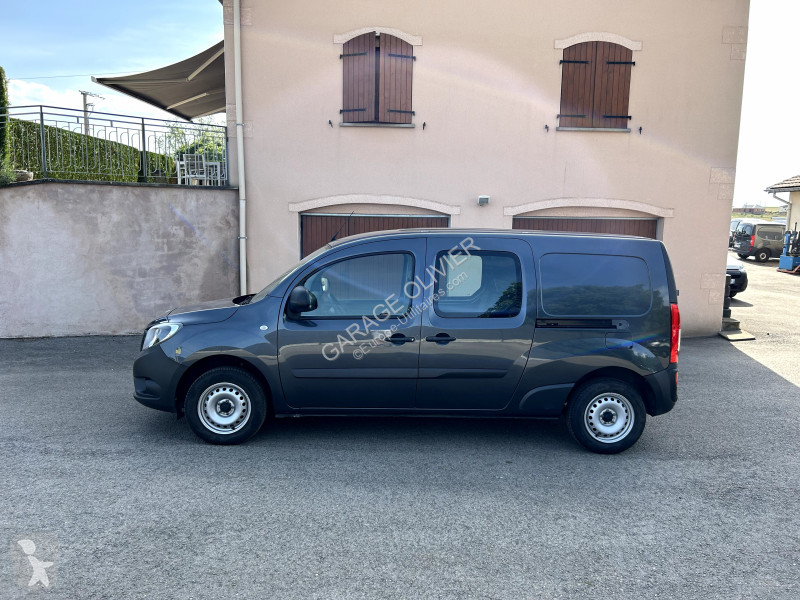 Véhicule utilitaire Mercedes Mixto Extra Long...