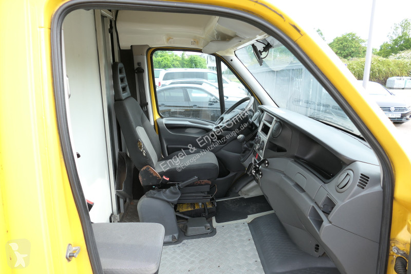 Veicolo commerciale Iveco Daily 35 S11 C30C...